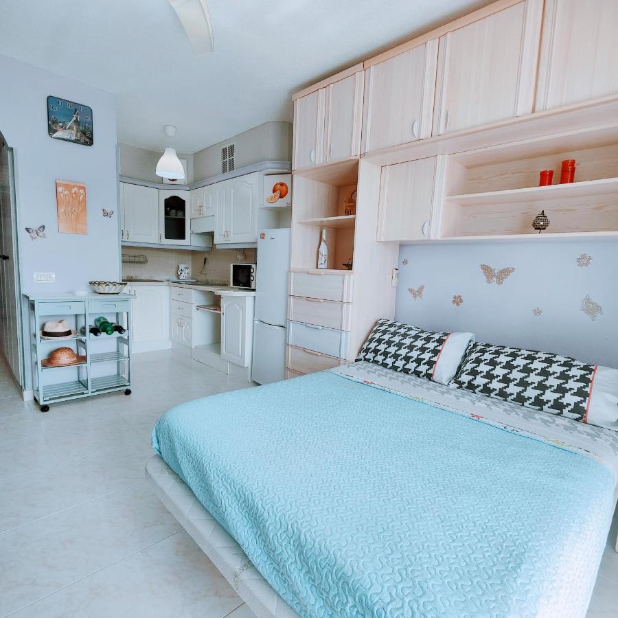 Estudio Colette En Primera Linea De La Playa Los Cristianos  Εξωτερικό φωτογραφία
