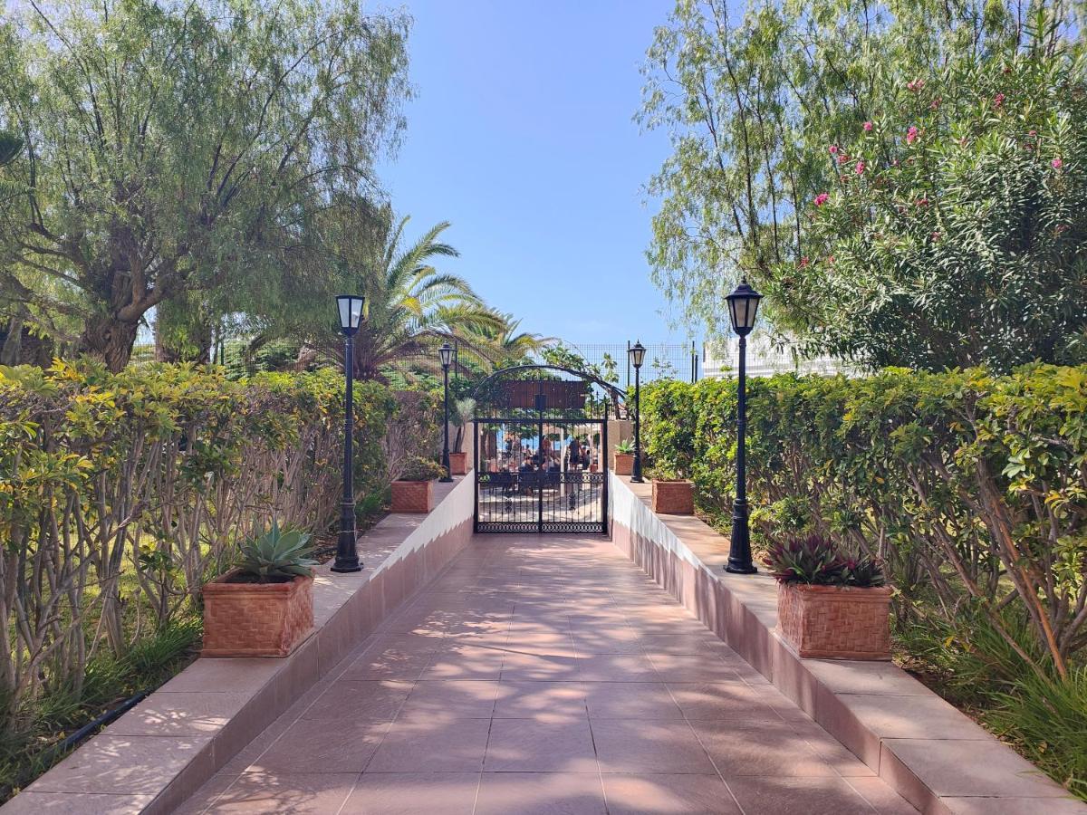 Estudio Colette En Primera Linea De La Playa Los Cristianos  Εξωτερικό φωτογραφία